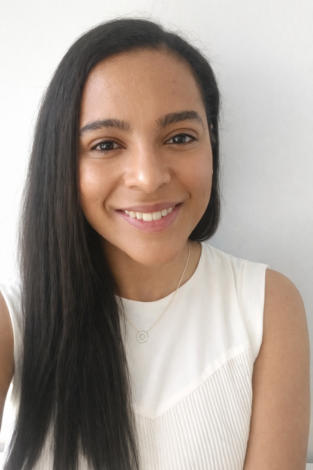 Ζωρζέτ δημιουργός του Geoland παιδικά παραμύθια και δημιουργικό παιχνίδι για παιδιά